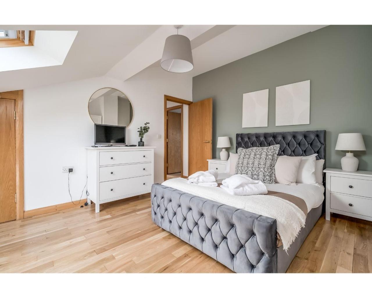 Central Belfast Apartments Pottinger'S Quay Экстерьер фото